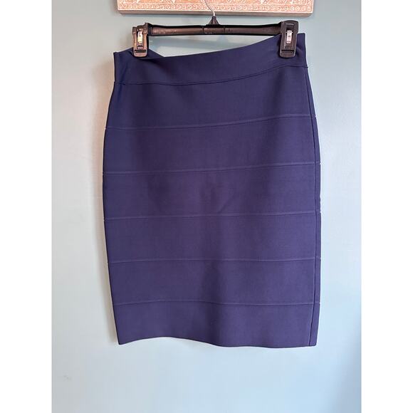 BCBGMAXAZRIA Navy Blue Bandage Pencil Knee Length Skirt - Picture 4 of 4
